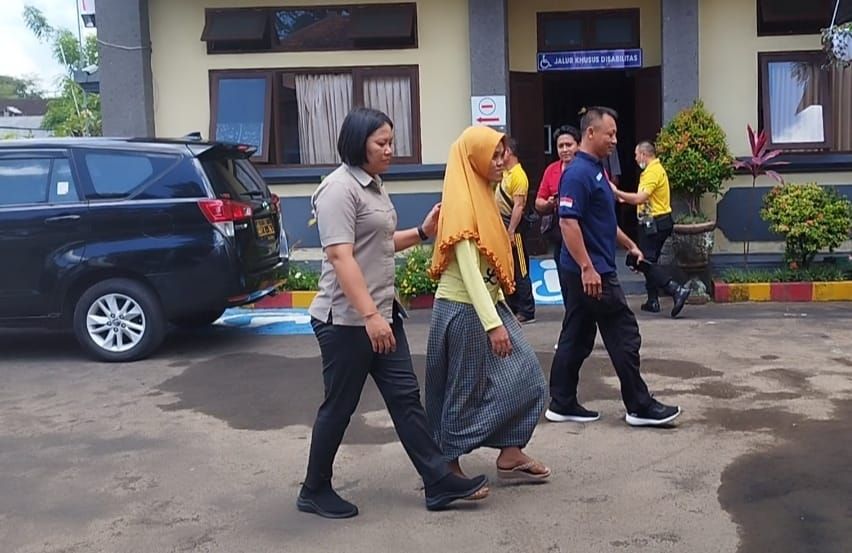 podiumnews.com-Suami Tega Aniaya Istri Sedang Hamil Tua 